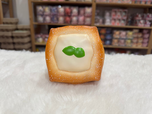 เดนิส กลิ่นนม